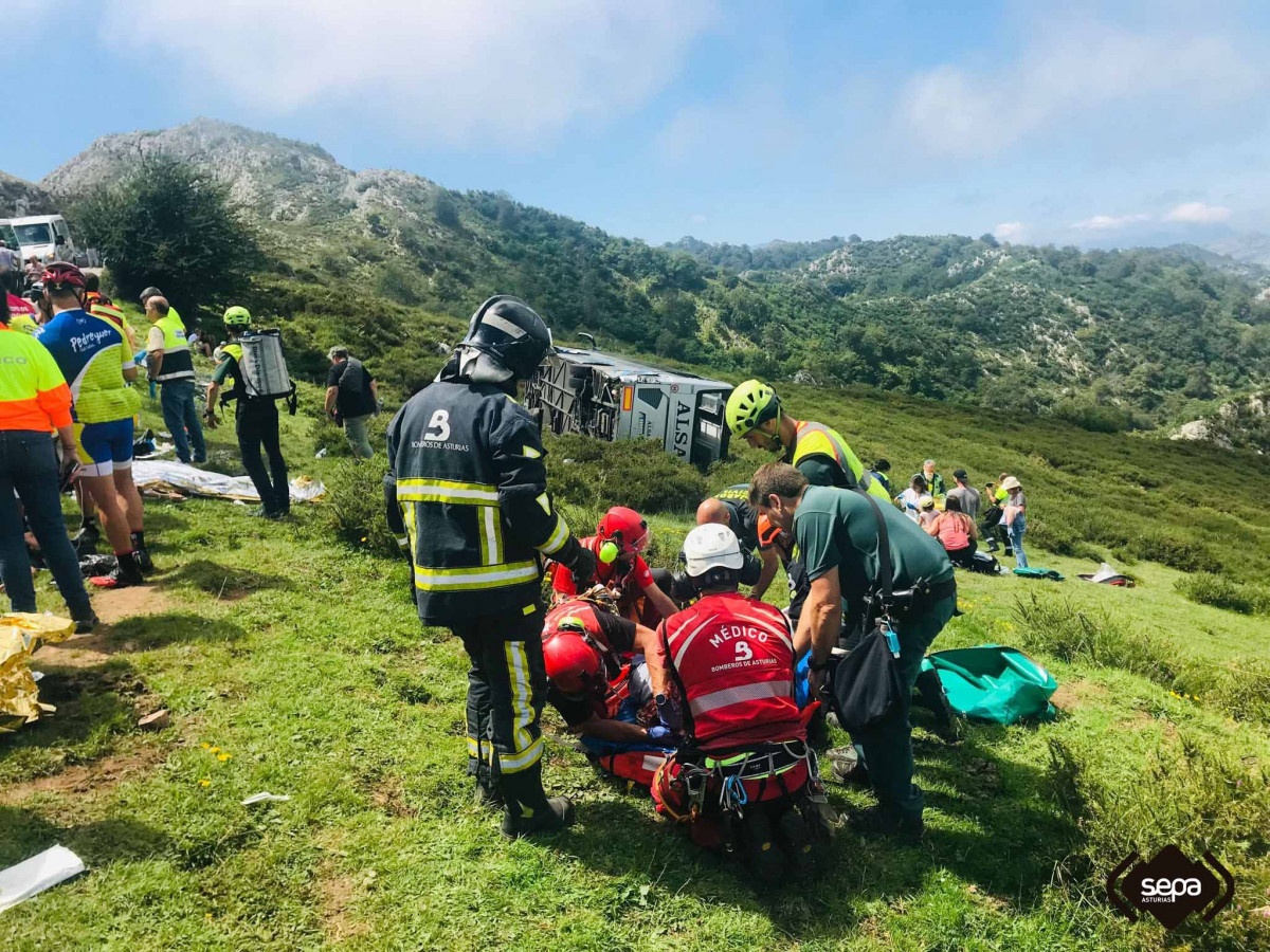 2023.07.31 ACCIDENTE TRAFICO CANGAS DE ONIS