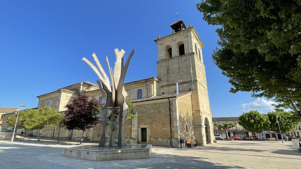 Plaza el Negrillon boñar