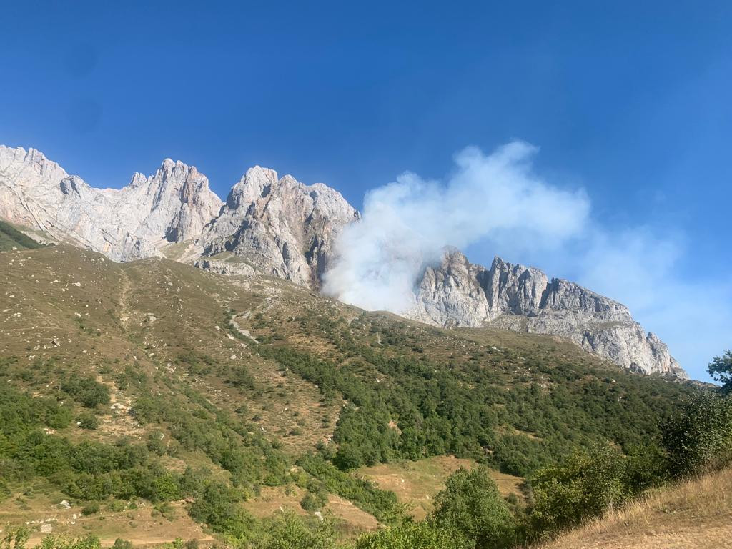 Incendio posada de valdeon 2023