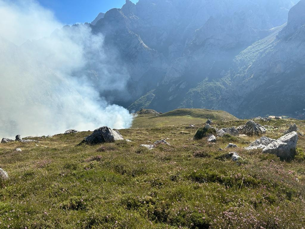 Incendio posada de valdeon 2023 (3)