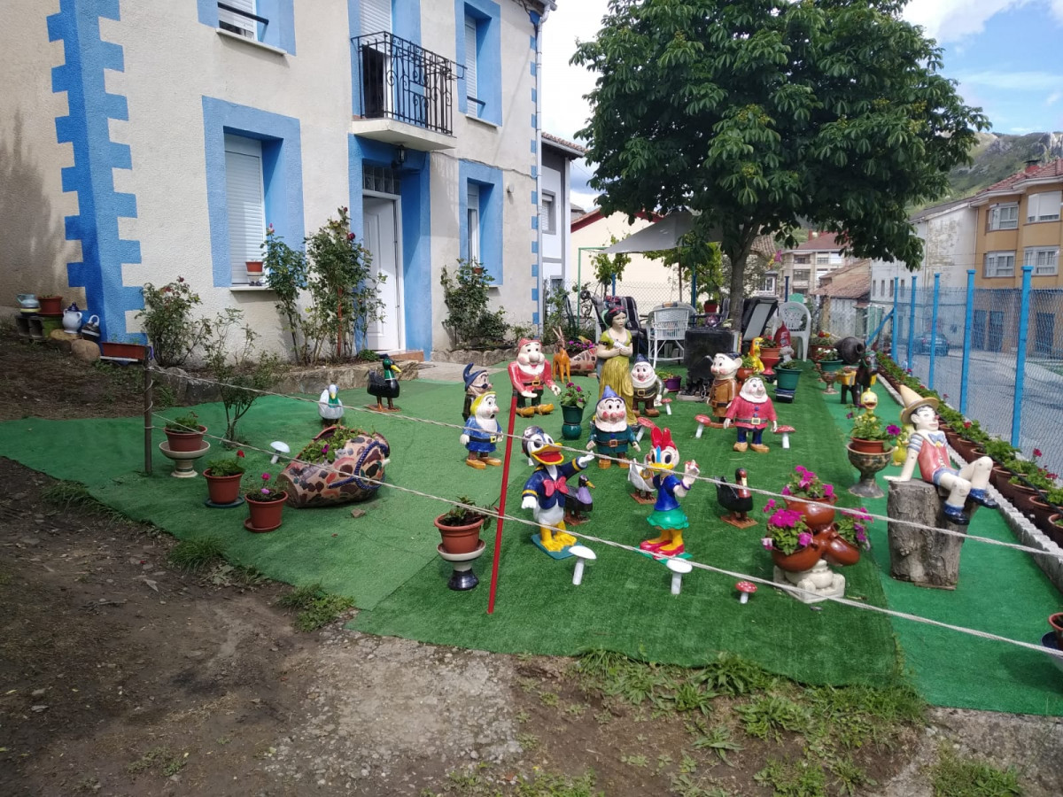 Jardin figuras ceramica olleros de sabero (2)