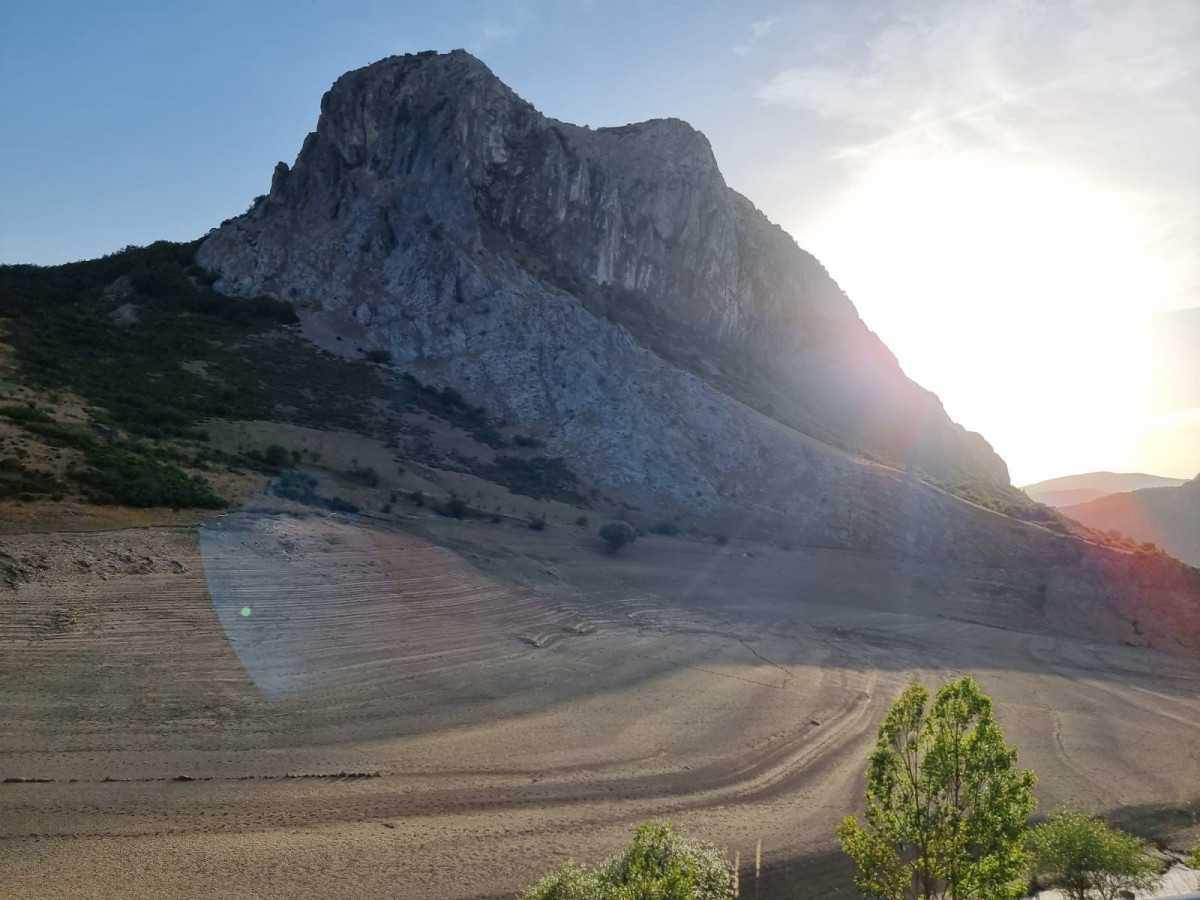 Embalse del porma verano 2023 (7)