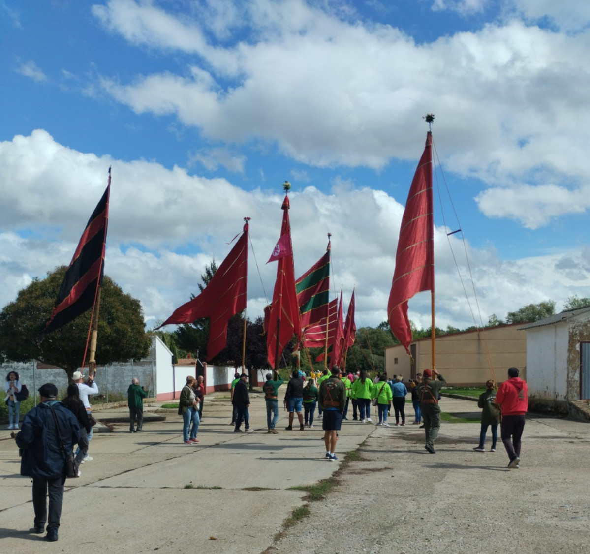 Pendonada poza de la vega 2023 (5)