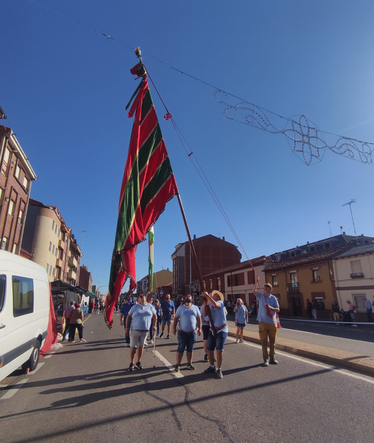 Pendones romeria san froilan la virgen 2023 (8)