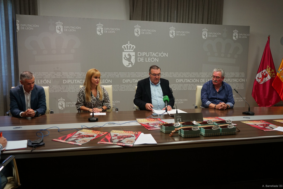 Presentacion campeonato provincial lucha leonesa