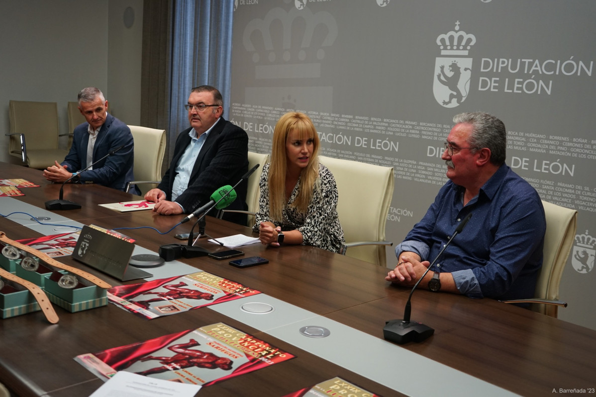 Presentacion campeonato provincial lucha leonesa (4)