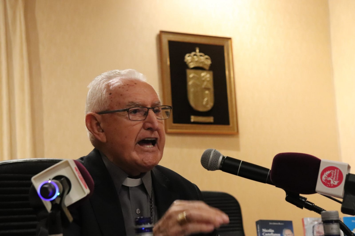 Misionero nicolas castellanos charla bou00f1ar (4)