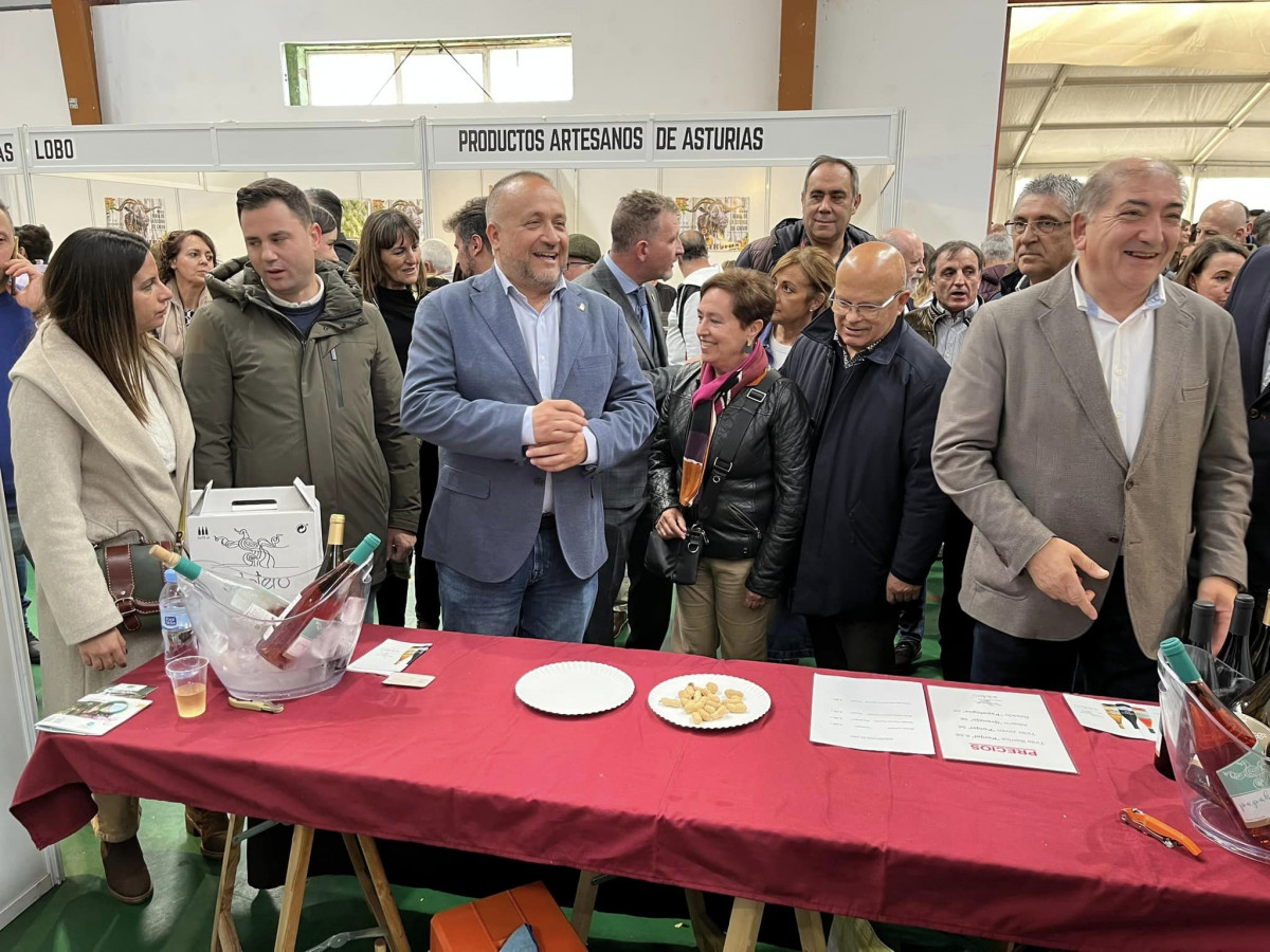 Feria de la cecina de chivo vegacervera 2023 (2)