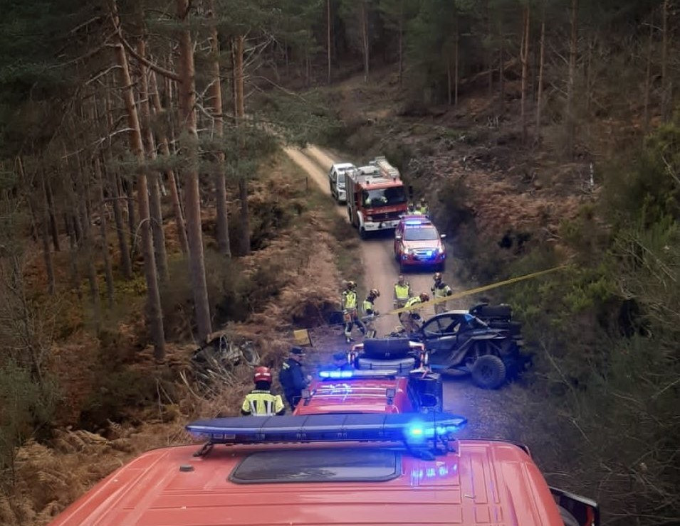 Accidente buggy foncebadon bomberos de leon