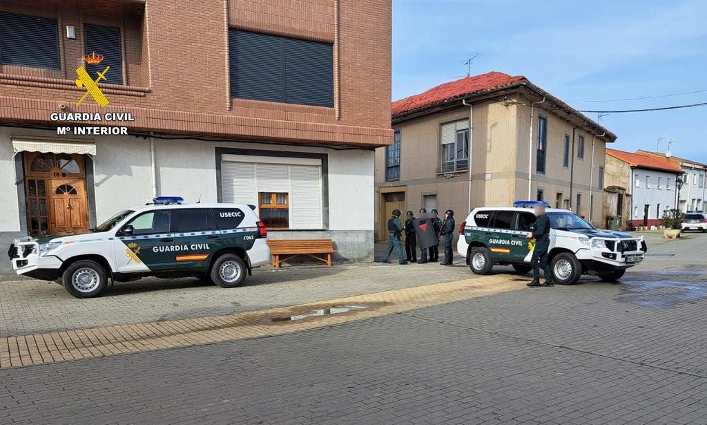 Simulacro atentado la virgen del camino guardiacivil