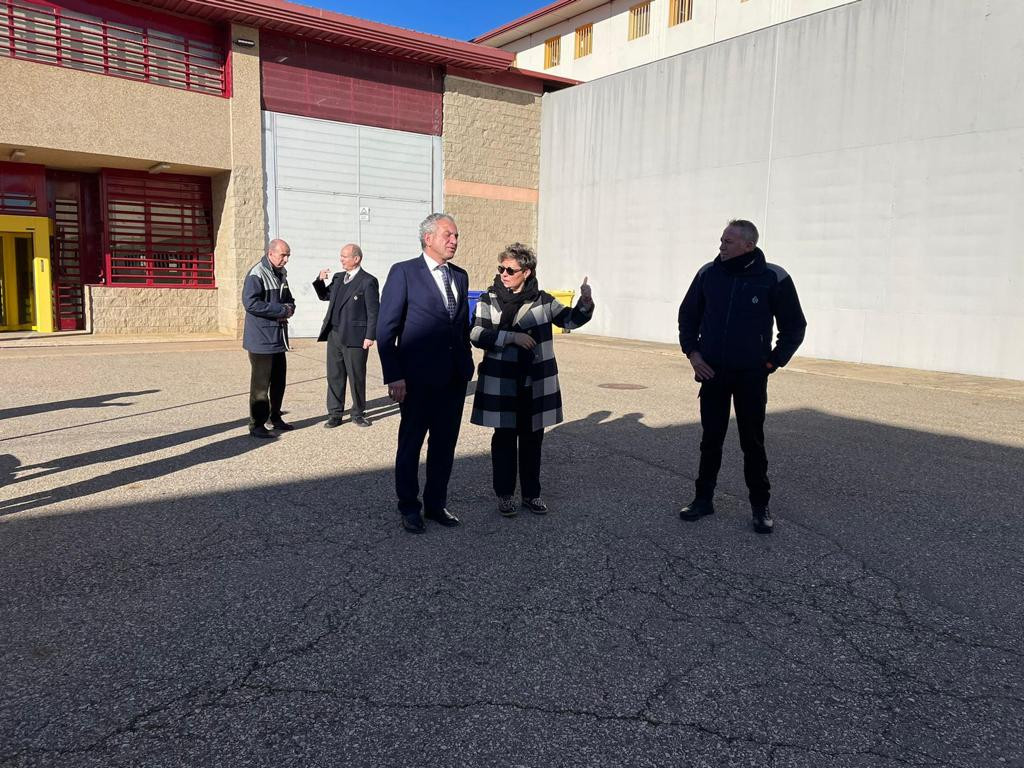 Visita nicanor sen guardia civil y policia nacional leon (3)