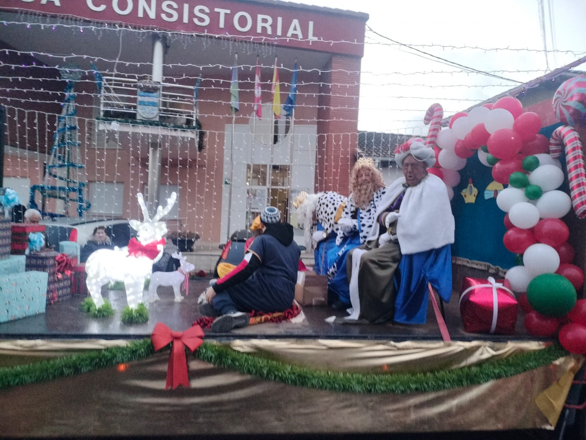 Cabalgata de los reyes magos 2024 santa colomba de curueu00f1o (7)
