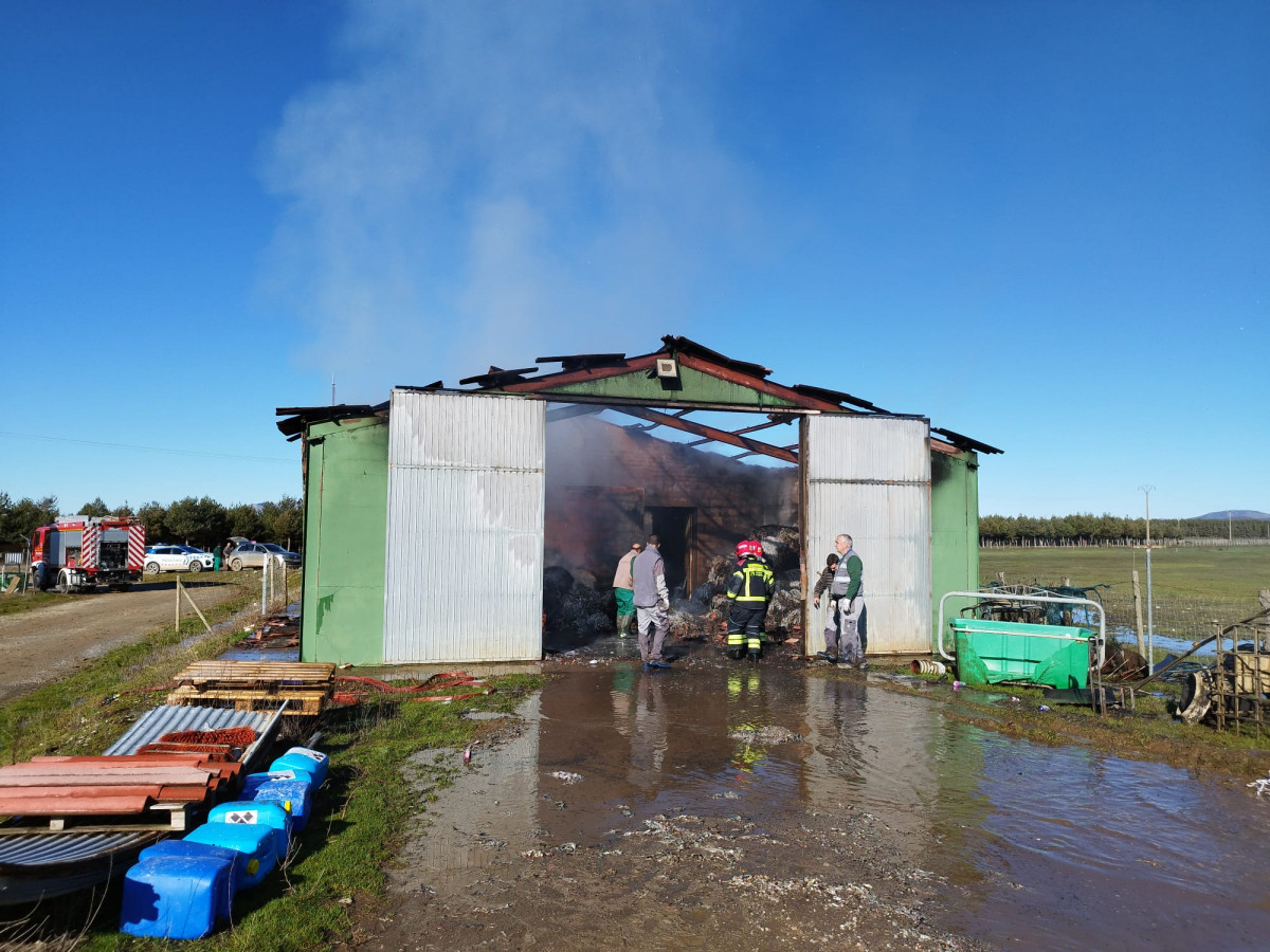 Incendio nave san pedro de cansoles (2)