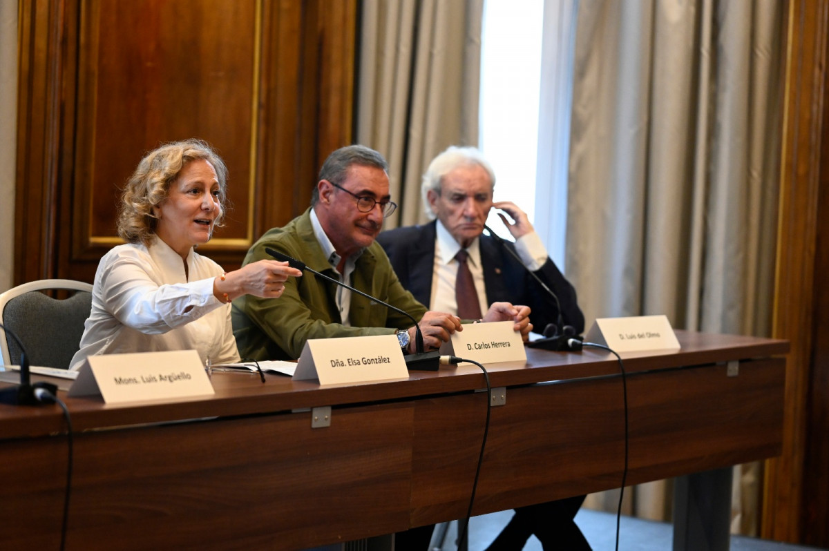 Elsa gonzalez presentacion libro carlos herrera luis del olmo