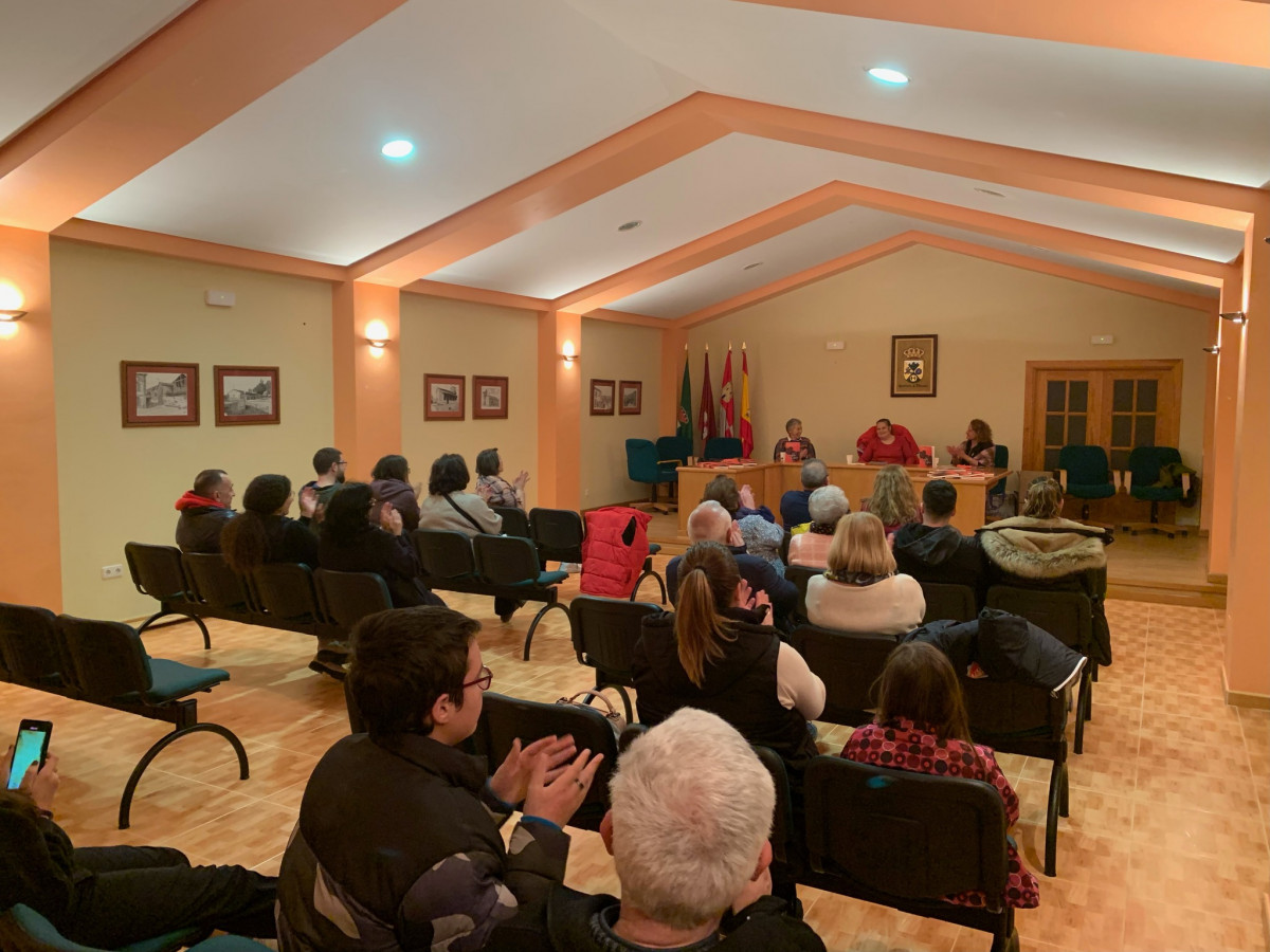 Presentacion libro marisa hernandez (villacorta) puente almuhey