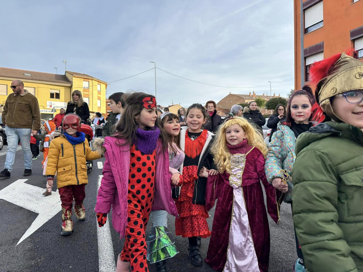 Carnaval infantil 2024 la robla (7)