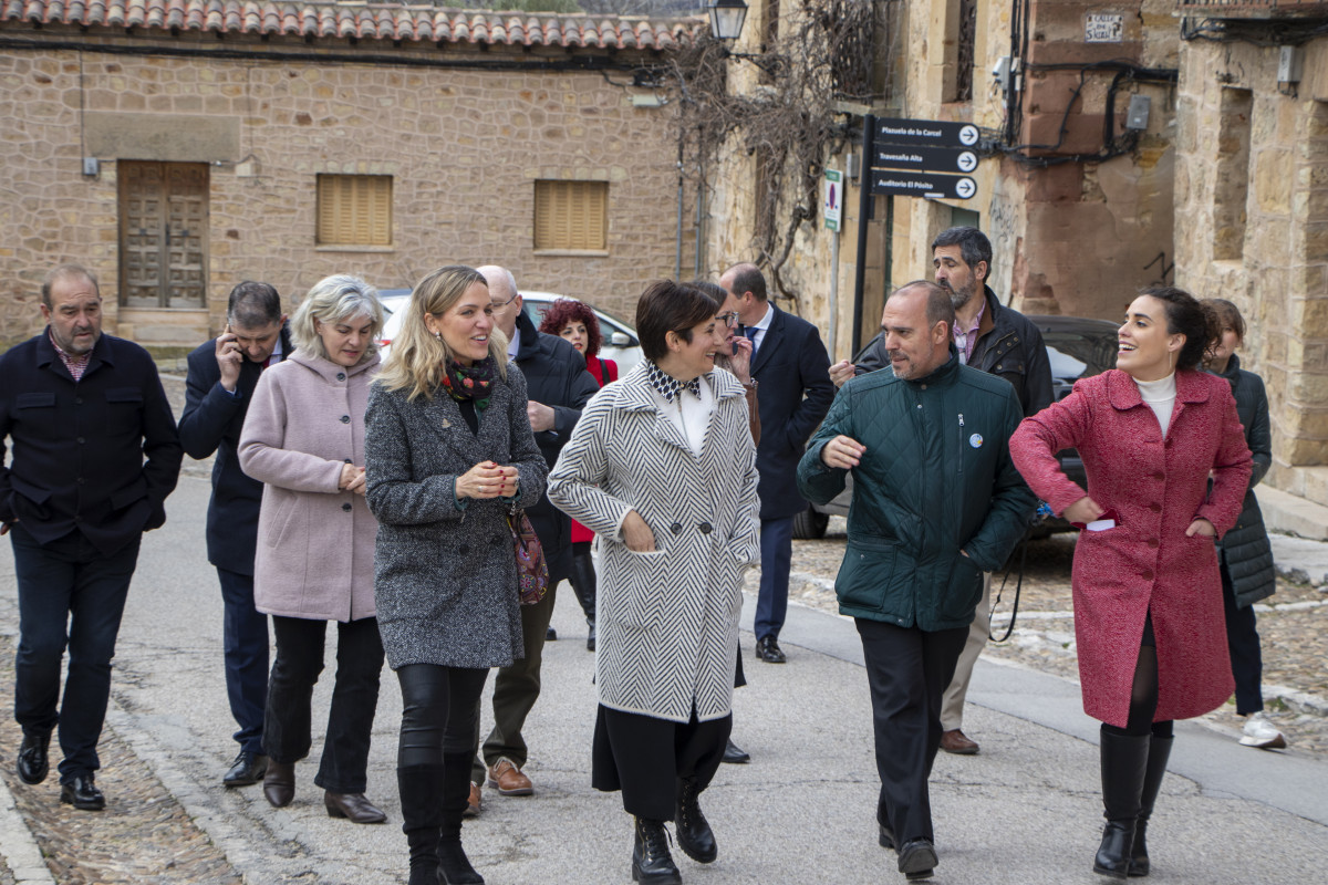 Ministra de vivienda isabel rodriguez sigüenza (2)