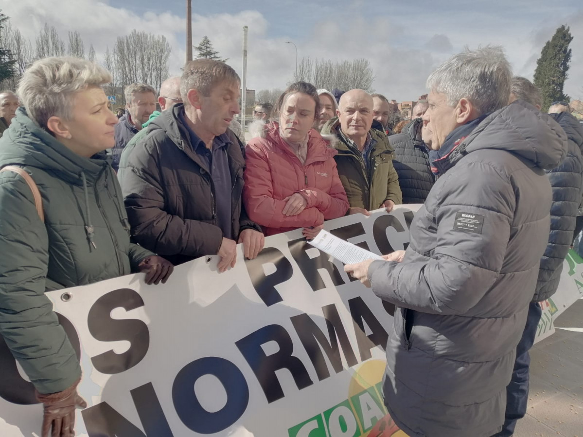 Tractorada protestas ganaderos y agricultores leon febrero 2024 (6)