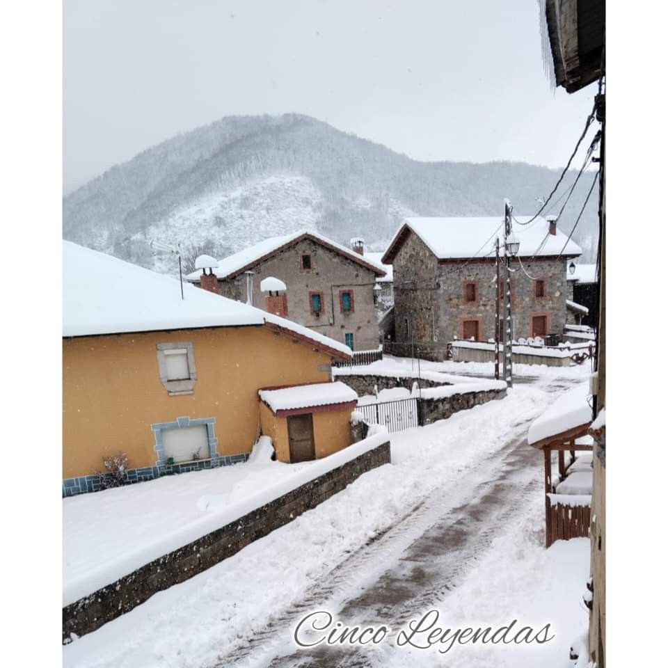 Liegos   Casa Rural Cinco Leyendas 1