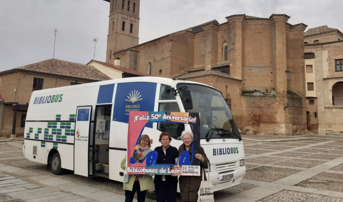 Bibliobuses aniversario 50 grajal 2