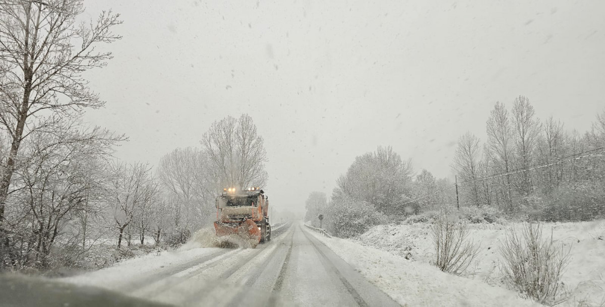 Quitanieves nieve carretera 2024 DDV