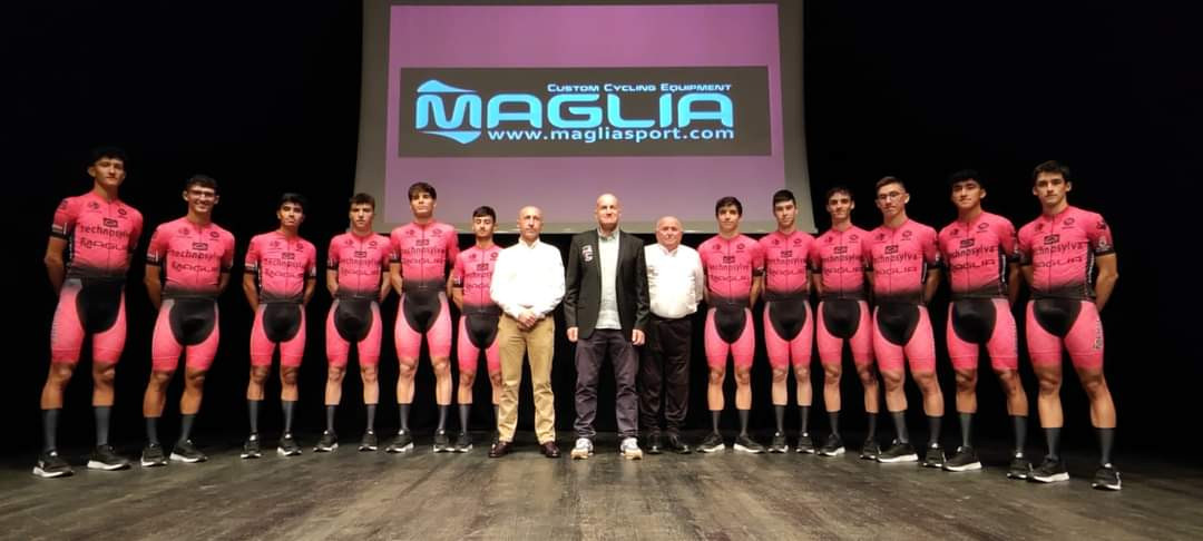 Presentaciu00f3n  Technosylva Maglia Bembibre Cycling Team 2024 (2)