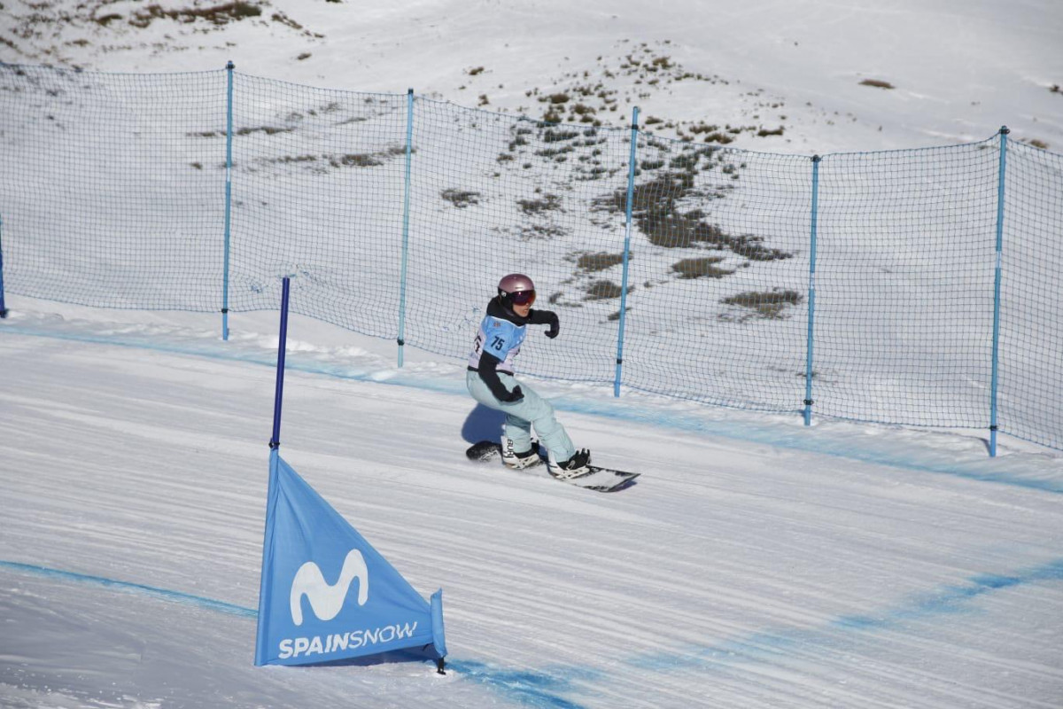 Raquel martinez leonesa Campeona de Europa snowboard adaptado