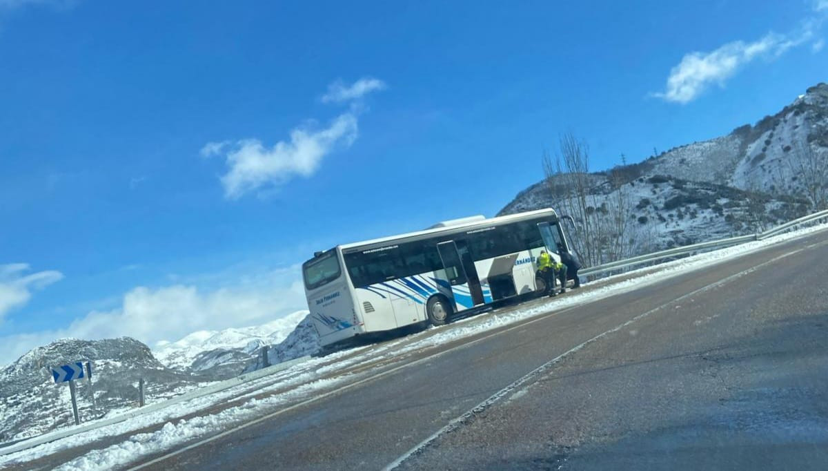 Accidente autobus escolar embalse del porma Juanpe Rodru00edguez