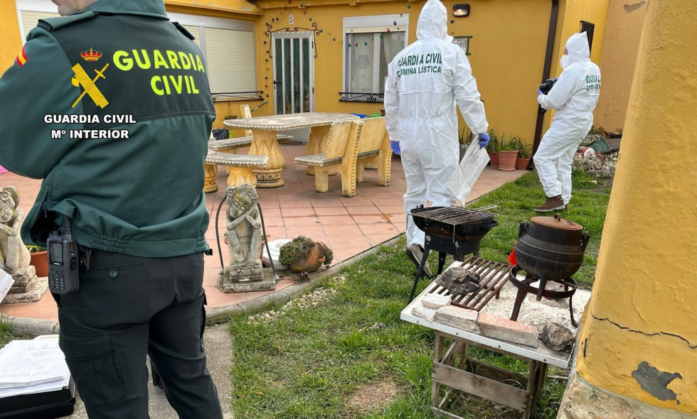 Detenidos autilla del pino agresion sexual detencion ilegal