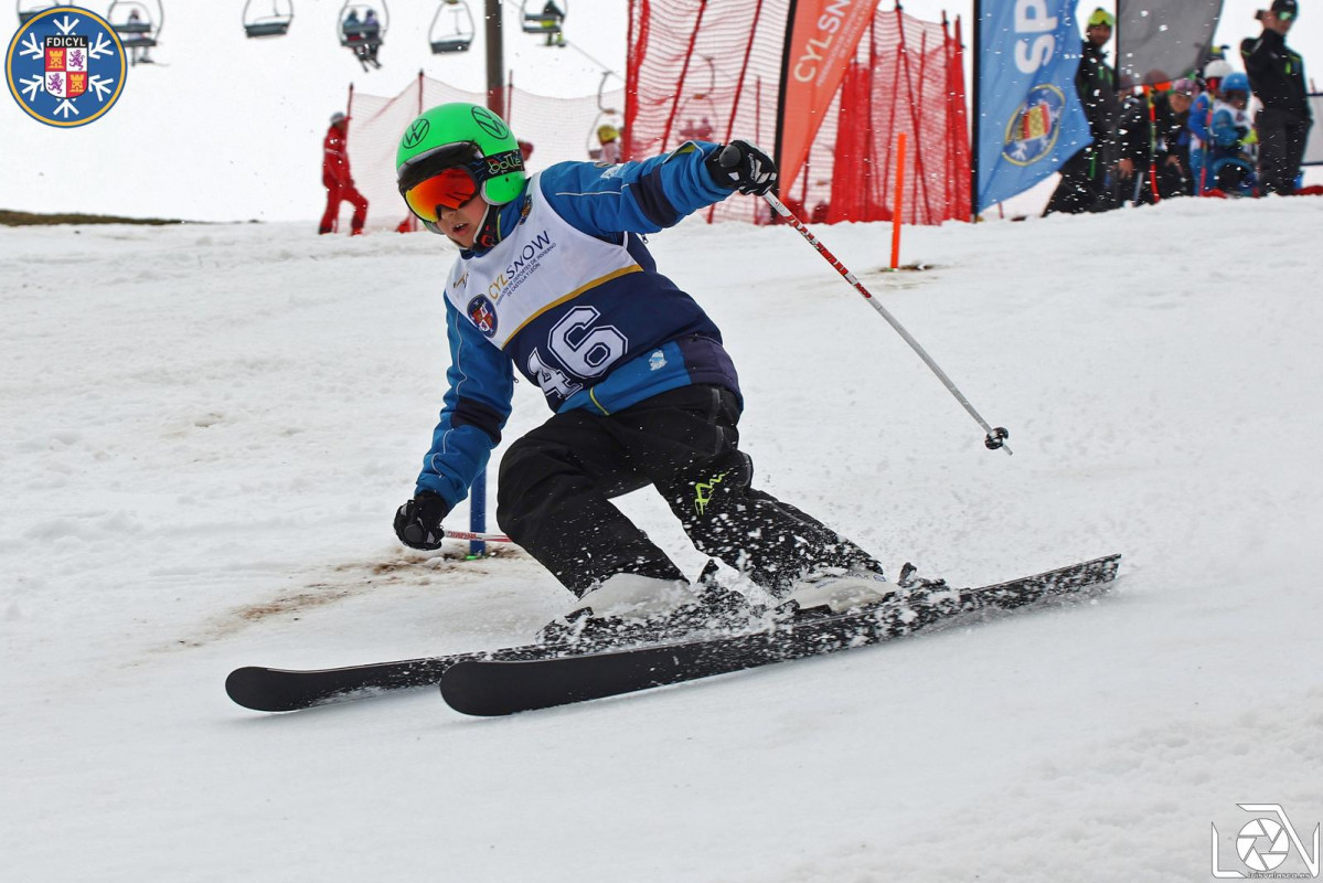 Leones chema blanco campeon cyl esqui alpino Peu00f1anevares Lillo (3)