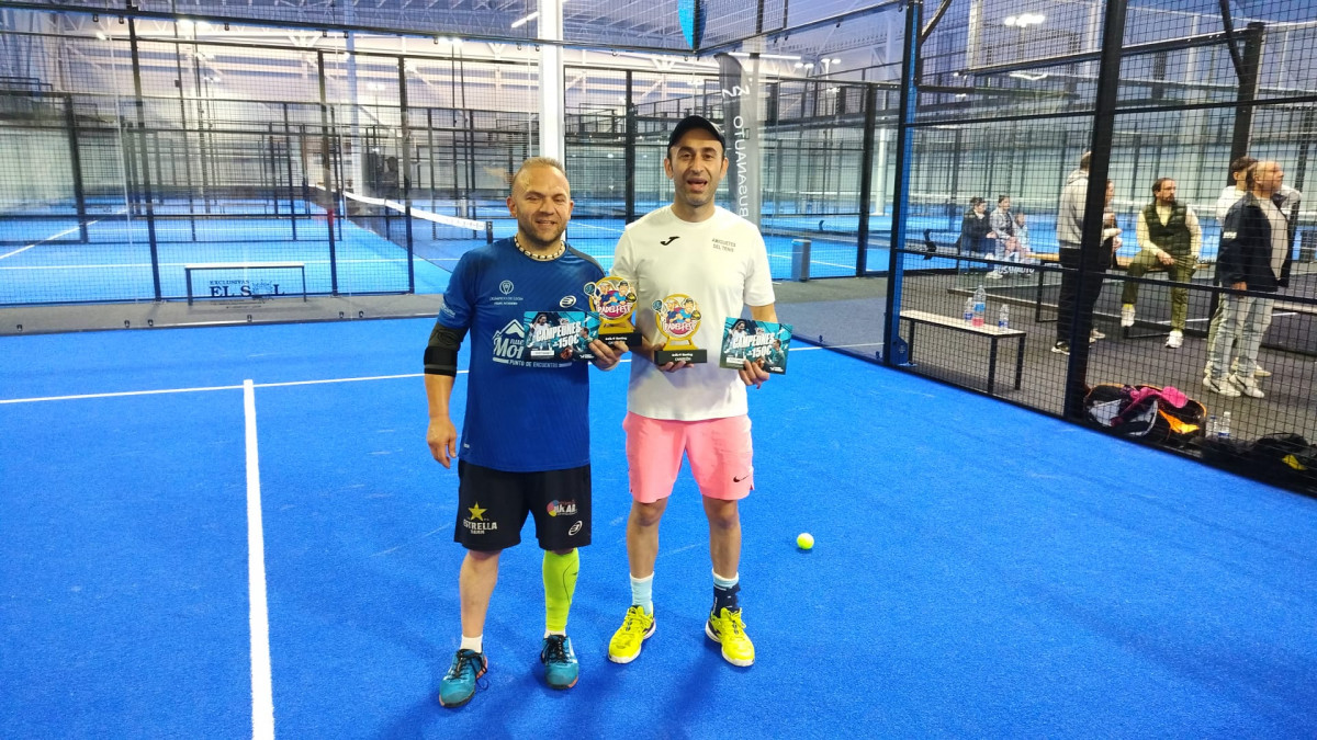 Desi Villa (Bou00f1ar) y Javi Reyero (Carande) 1 puesto padel fest leon (2)
