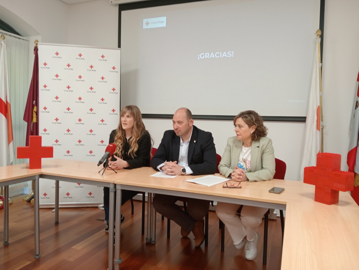 Rueda de prensa cruz roja leon