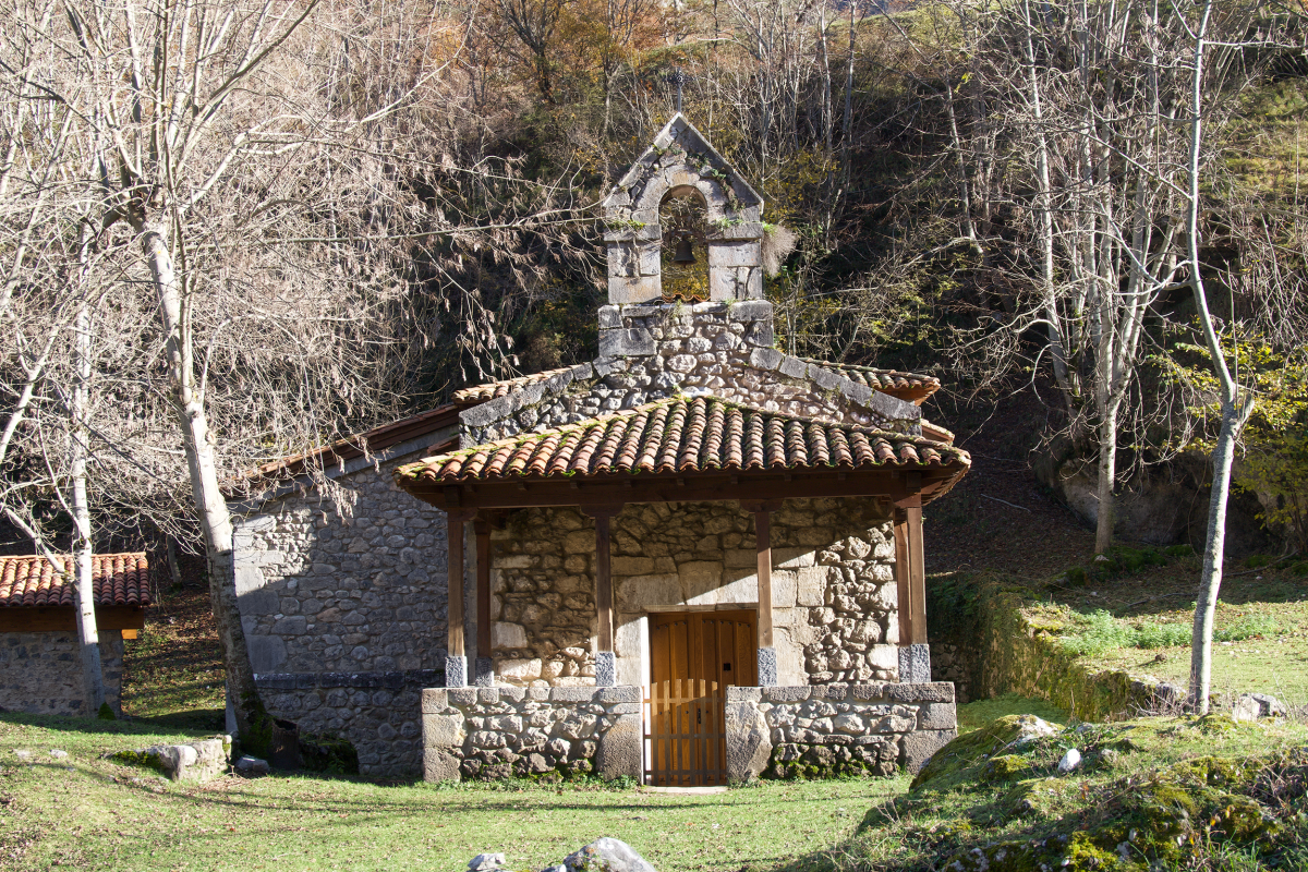 Ermita de corona valdeon (2)