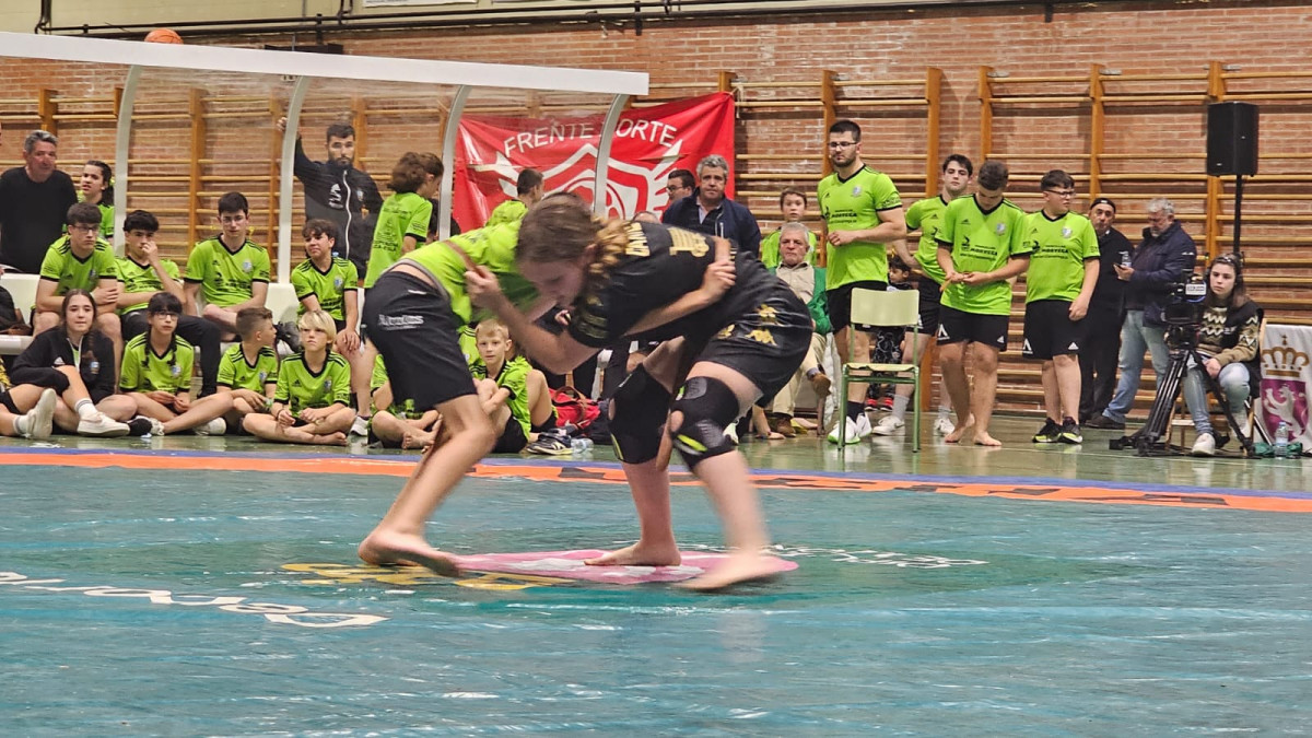 Liga de equipos 2024 lucha leonesa cistierna (4)