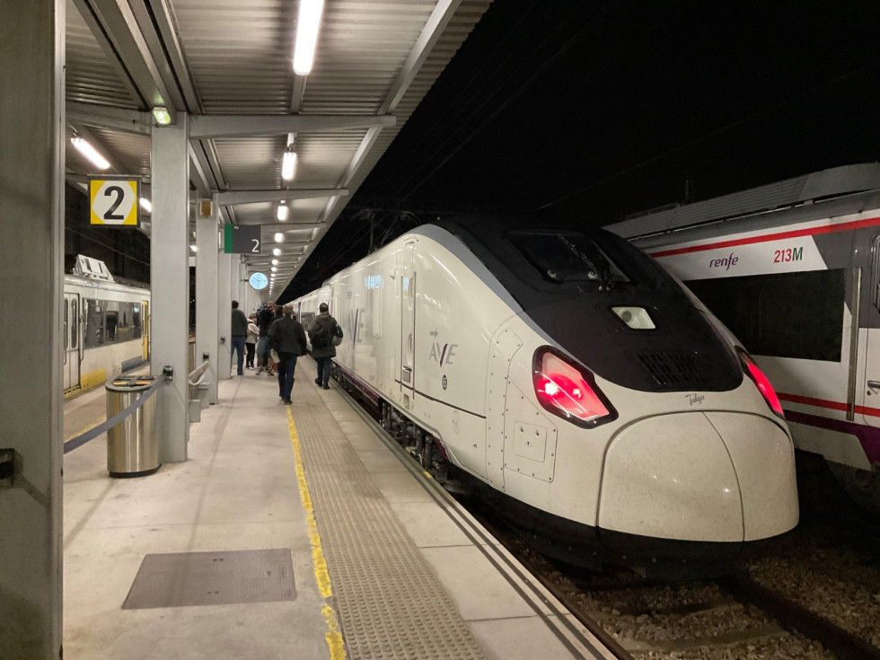 Nuevos trenes S106 AVE asturias madrid renfe (2)