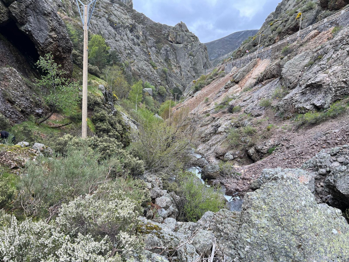 Proyecto caminito de la reina hoz de llanaves (2)