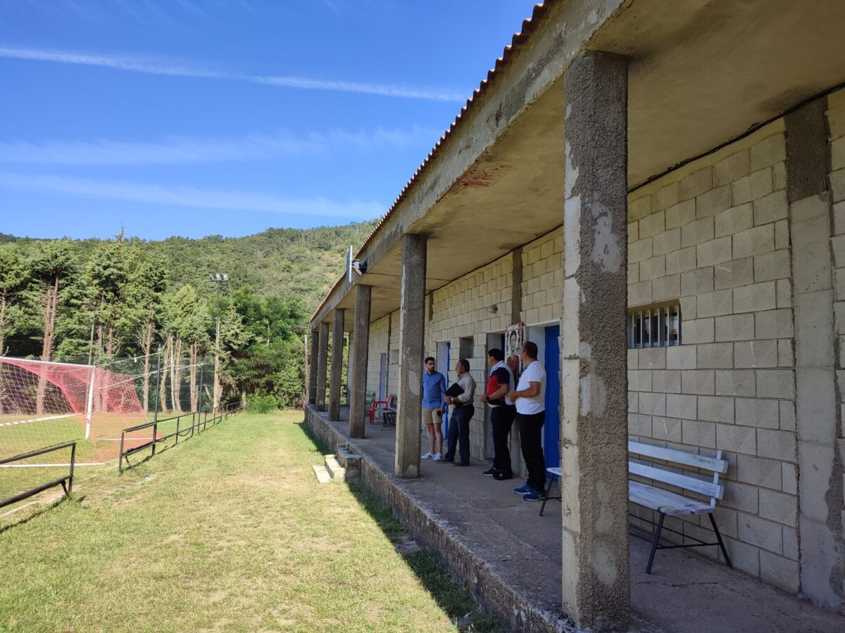 Campo Futbol Barruelo de Santullan 1200x900