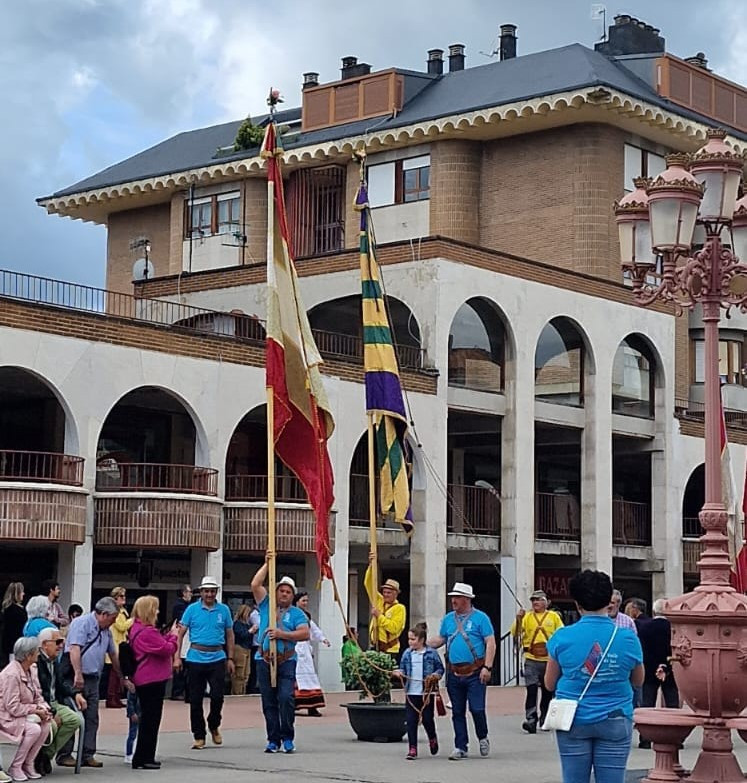 Concentracion de pendones guardo 2024