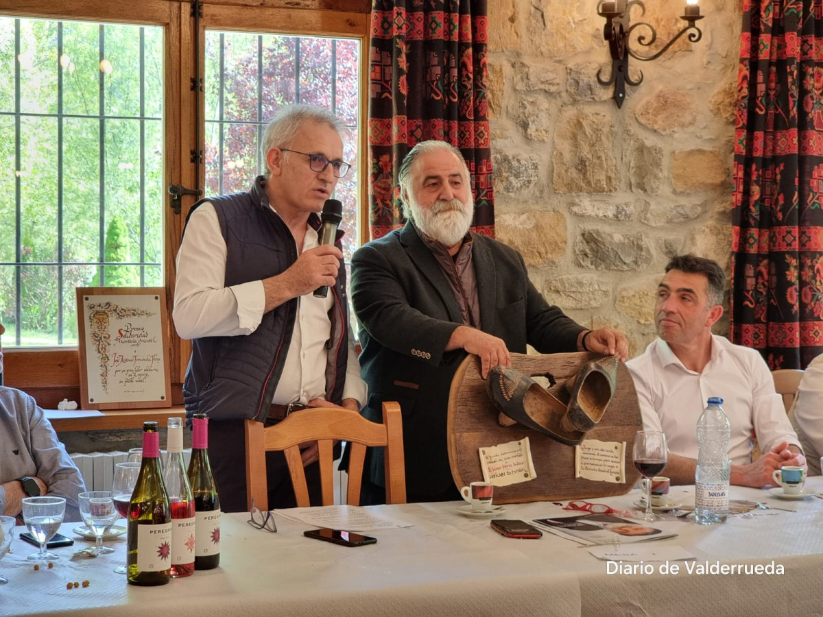 Javier perez andres cofrade de honor Jornada de exaltacion del cocido montau00f1es valdore