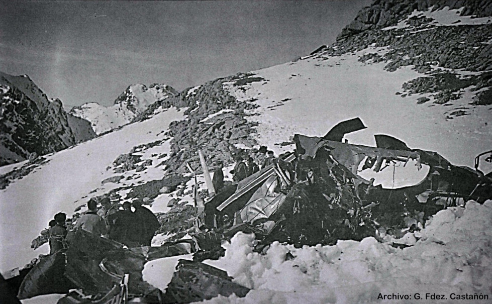 Accidente aereo pico cerroso Ocejo de la Peña gregorio f. castañon