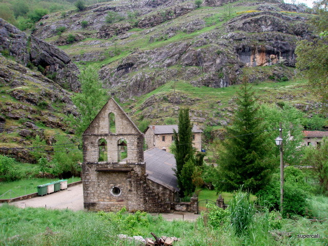 La velilla de valdoré iglesia