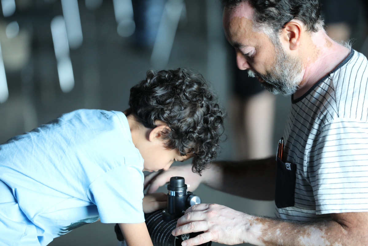 A CIELO ABIERTO. TALLER DE TELESCOPIOS