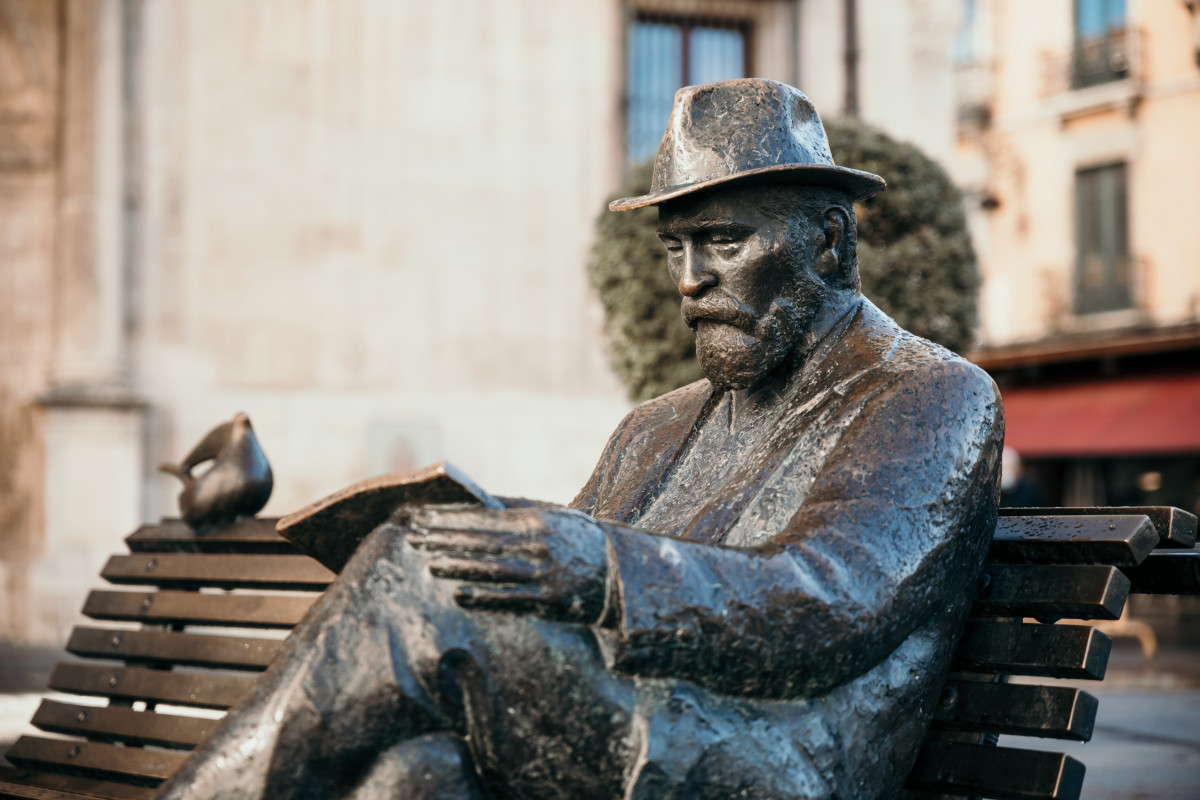 Escultura de Antonio Gaudi leon