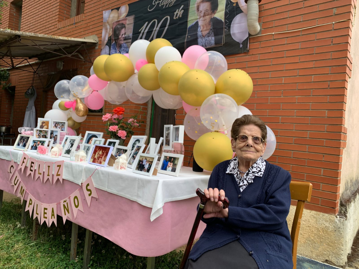 100 cumpleau00f1os lucia llamas de rueda
