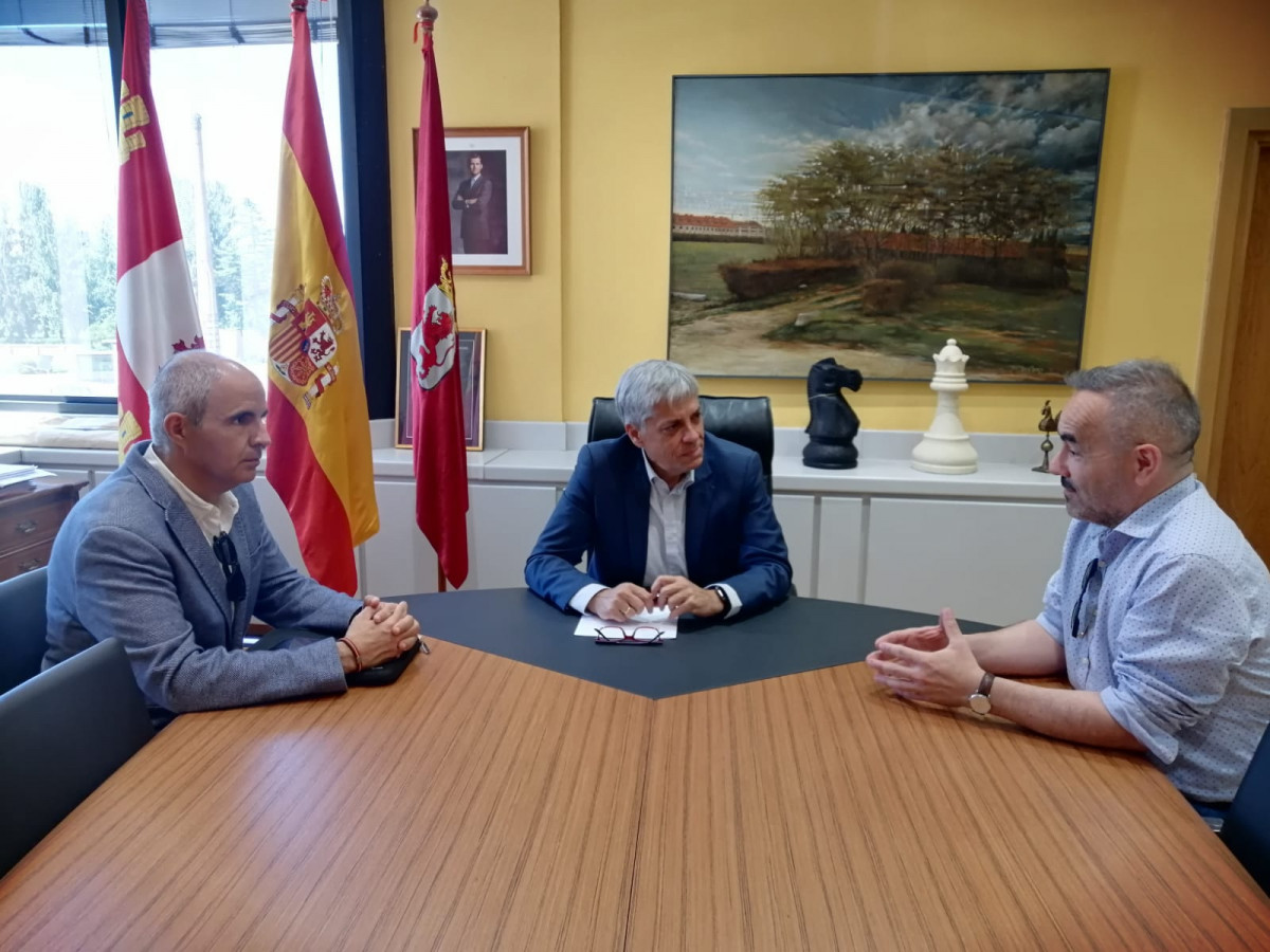 Reuniu00f3n alcalde Sabero
