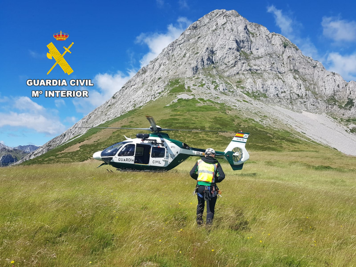 Helicóptero y GREIM Guardia Civil