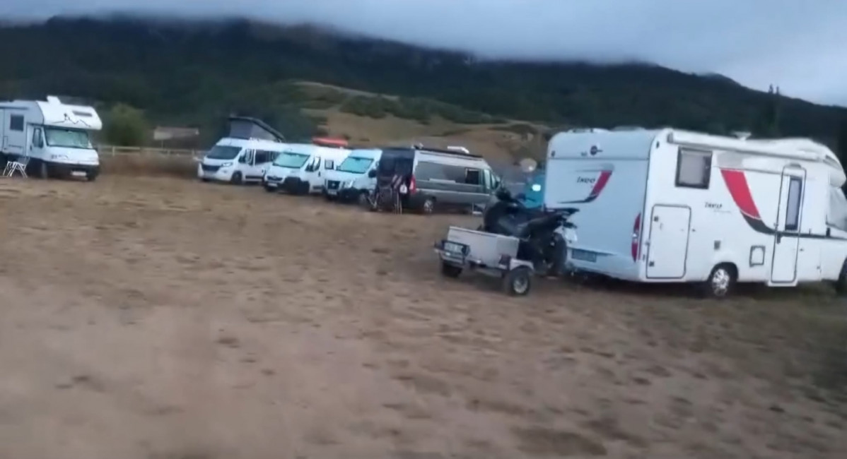 Area de autocaravanas acebedo (2)