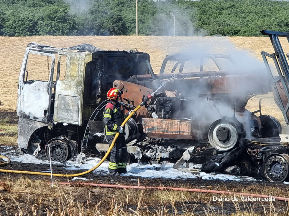 Incendio camion guardo (2)