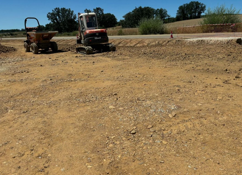Obras acceso poligono de almanza (4)