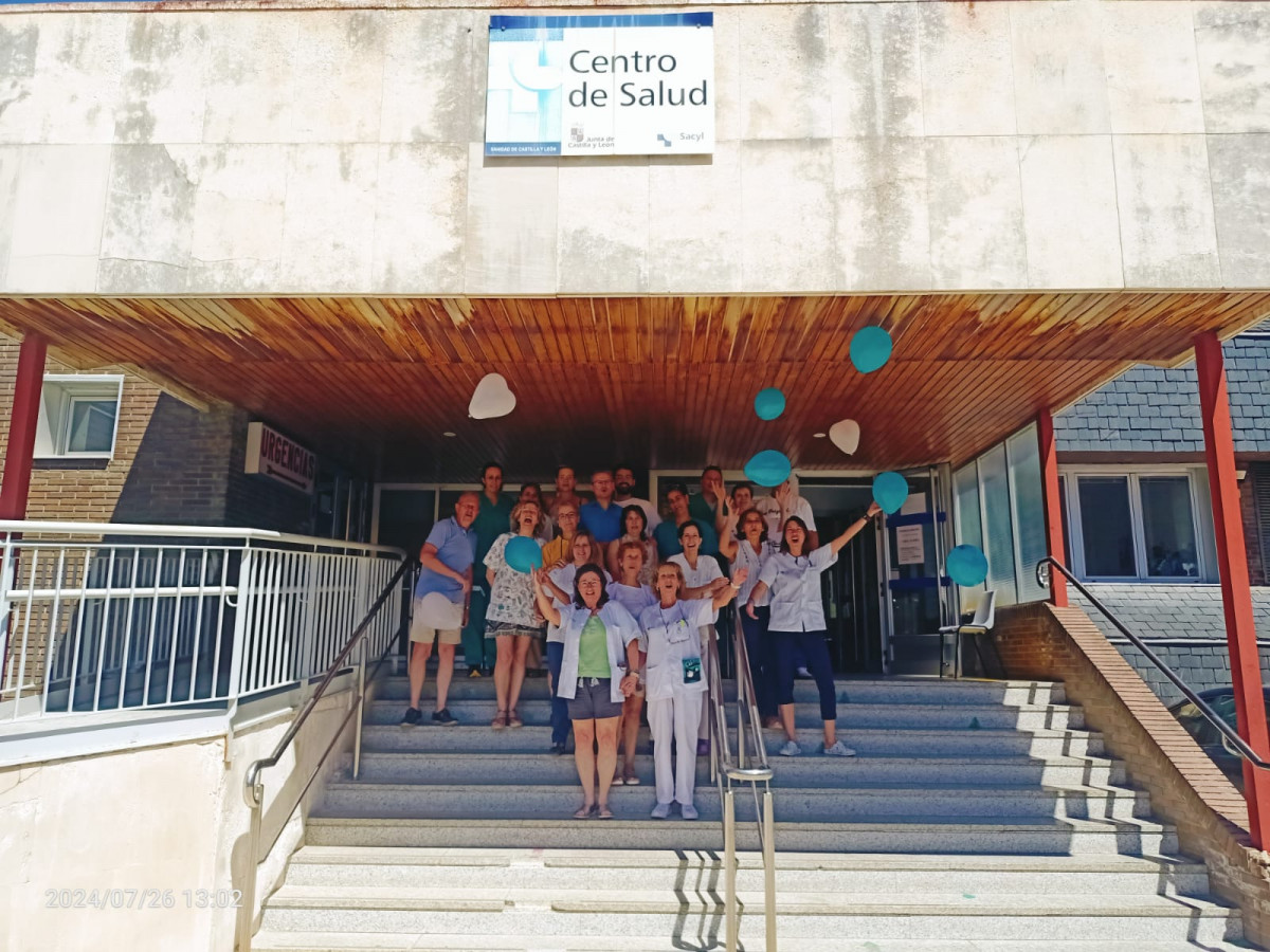 Jubilacion enfermera cistierna (2)